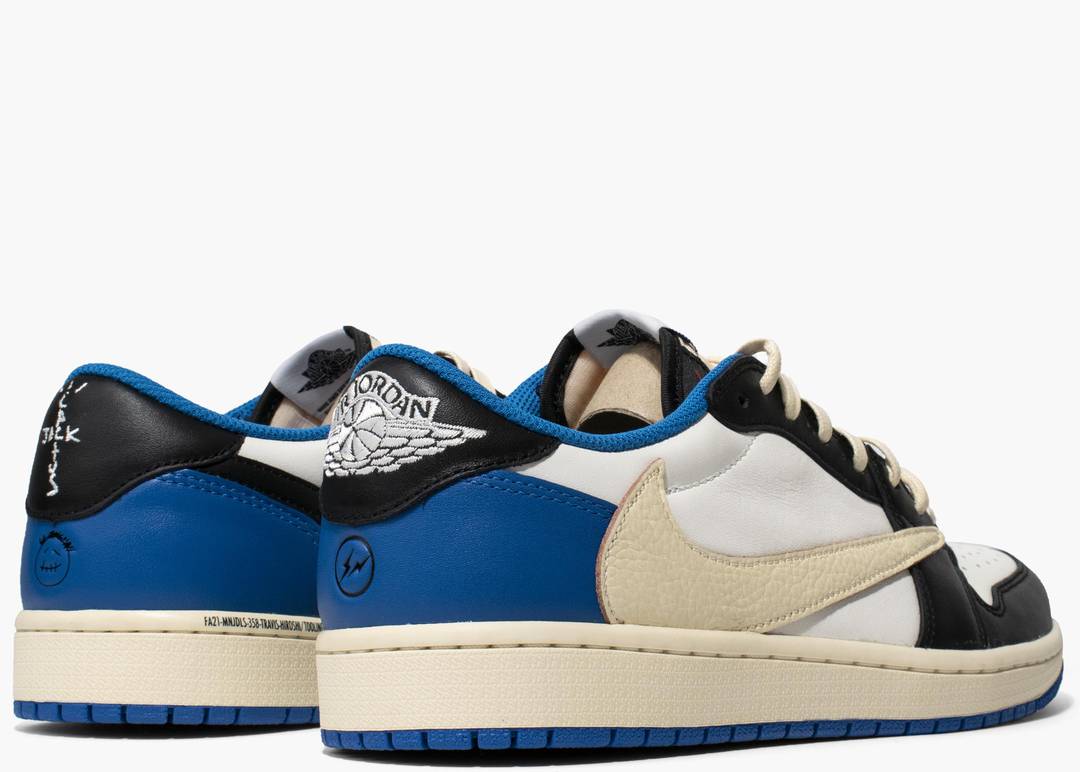JORDAN 1 LOW TRAVIS SCOTT FRAGMENT