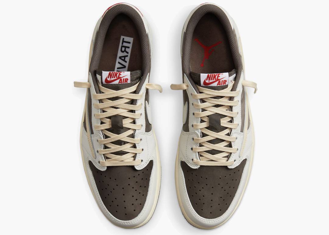 JORDAN 1 LOW REVERSE MOCHA x TRAVIS SCOTT
